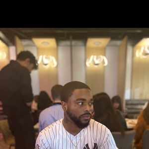 Meet your Posher, Hubert